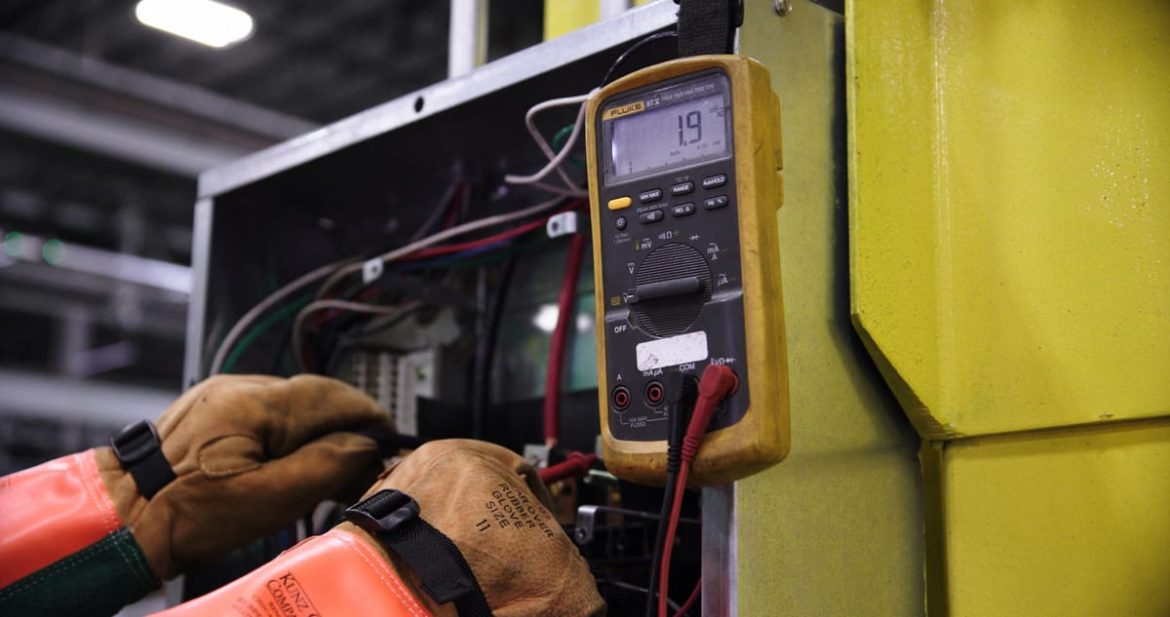 Réseau électrique d'entreprise : l'importance du dépannage d'urgence